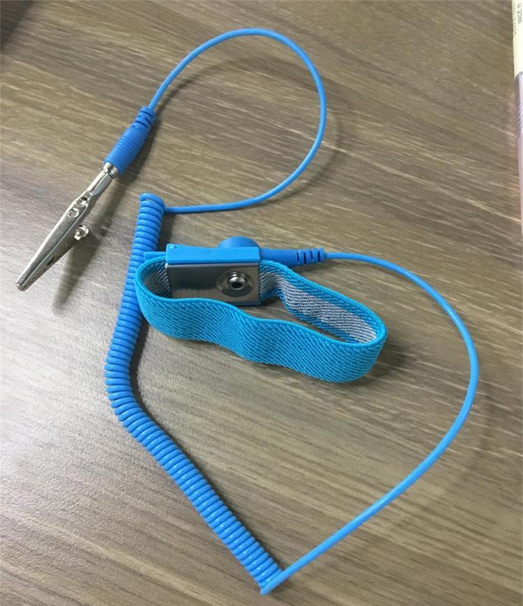 cheap wrist strap.jpg